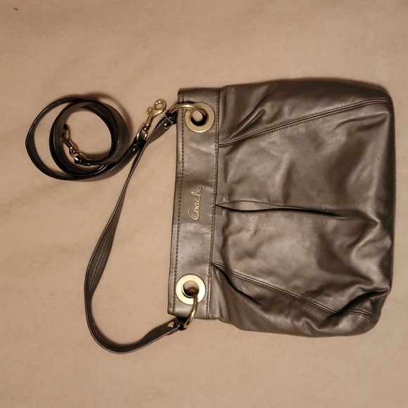 Coach Handbags - Coach gold leather bag